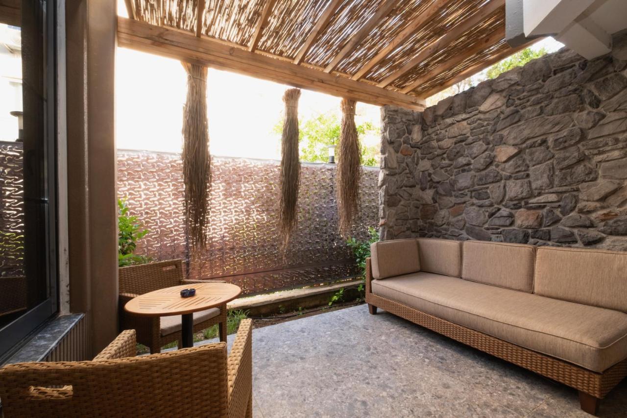 Wolf Suites Antalya Exteriör bild