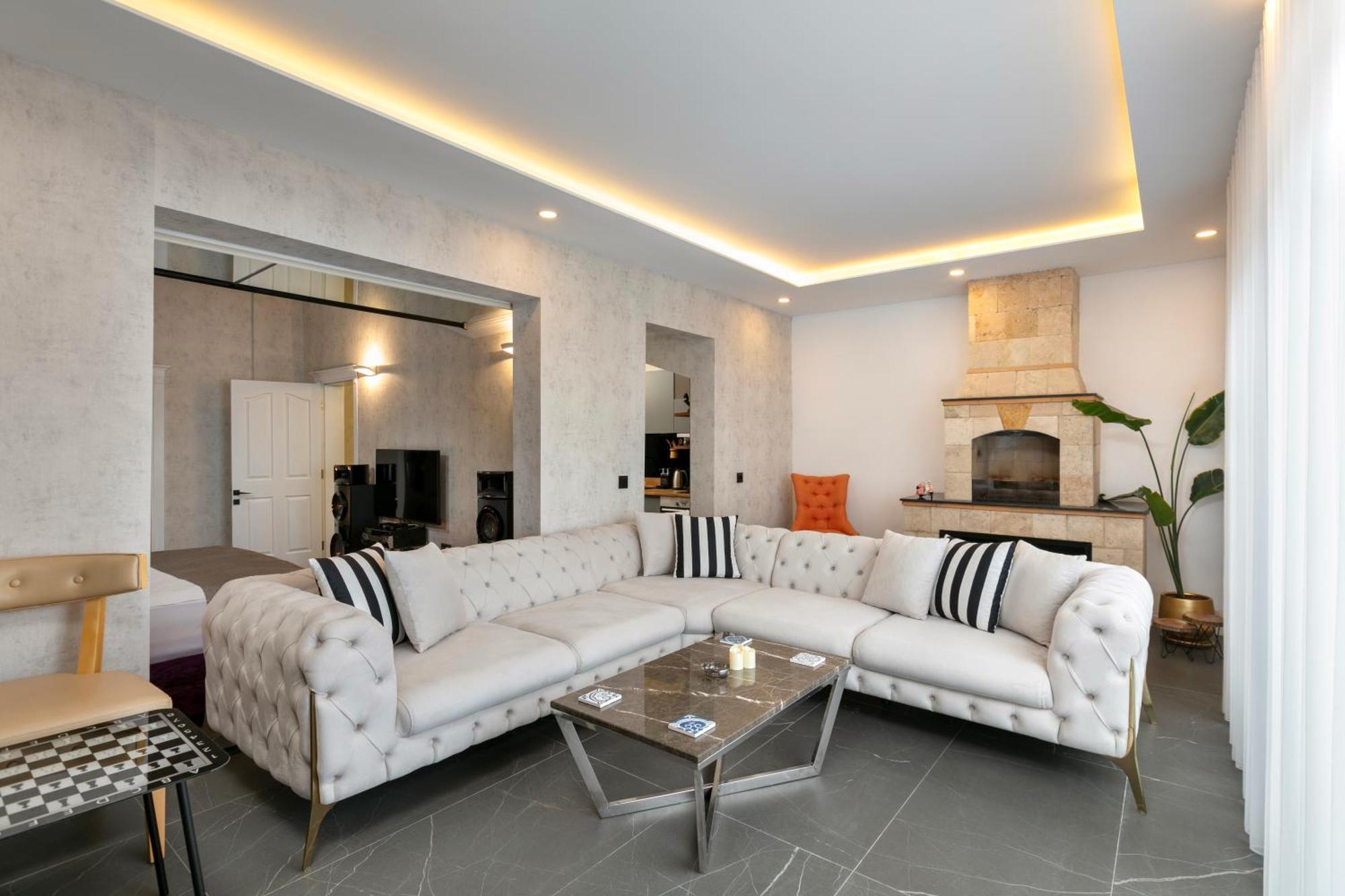 Wolf Suites Antalya Exteriör bild